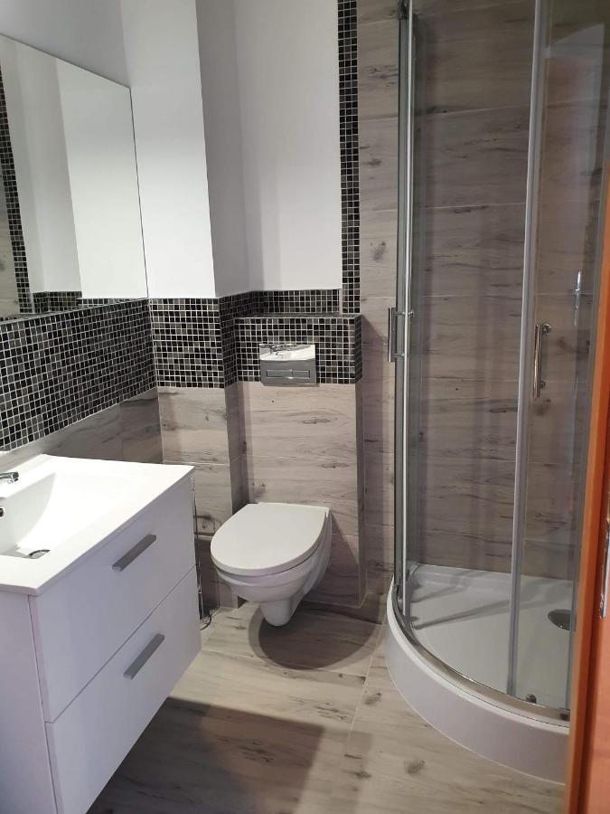 Hostel Polnocna 61 Sosnowiec Dış mekan fotoğraf